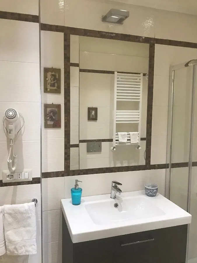 Bed & Breakfast Aquila House Bed and Breakfast Catania