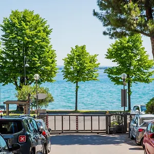  Apartment Marialuisa's - Le Rive Del Italy